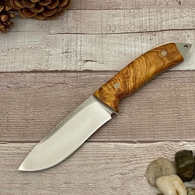 KnivesWar's profile picture. I manufacture handmade custom knives and world best quality that is sword, steel knives, axes, chef set, etc.