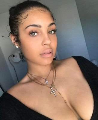 VickyMa34429127's profile picture. 