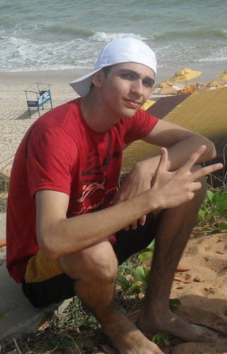 Mago Véi, estudante do curso de Enfermagem/UERN e curto Heavy Metal...