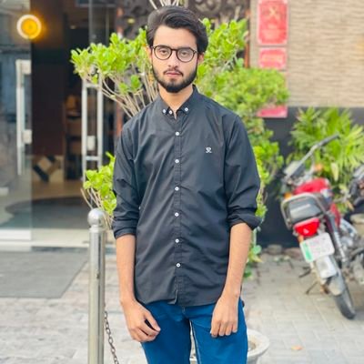 Hassi_heHun_Yar's profile picture. Not your Type || Medicine 💊 💉🩺 || Oct.7th🎂 || Sapiophile || Don’t compare yourself with anyone in this world, if you do so then you are insulting yourself😎