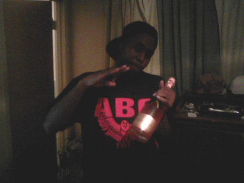 Str8 gutta nigga 5 5tar G no kids no girl by choice got my own shyt not hurtin for shyt ABG kumin 2 a 5ack near u BBBLLLAAATTT