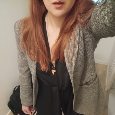 MJ confirmée, gameuse Blizzardienne, amatrice de nourriture colorée et amoureuse des félins 😻