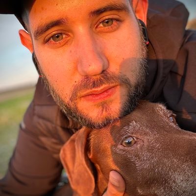 Cedricdarcy4's profile picture. J'aime connaitre la vérités, actualité du moment et politique ! Instagram