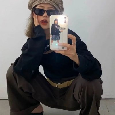 MarionKutcher4's profile picture. btc is feuter