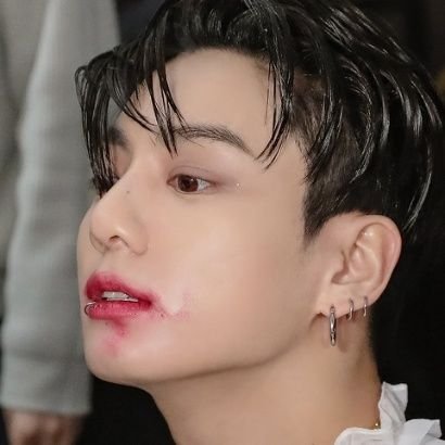 xiomy_2's profile picture. BTS PAVED THE WAY