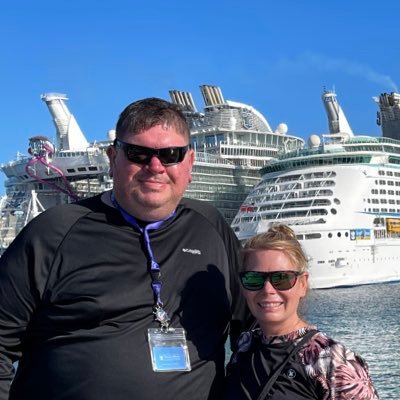 mikehall16263's profile picture. 