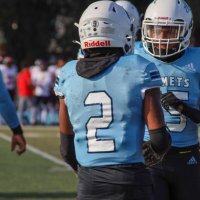 Darion β’π (@_deeeeskii) 's Twitter Profile