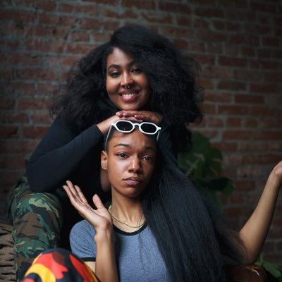 ⬆️Adulting & Culture from 2 black girls in SEA☔️
🎙️Hosts @daeyunique + @lilylegacyeth💬Intern @soncereelynn 🪄|📧 contact@blackmeuppodcast.com | blackmeup.ETH