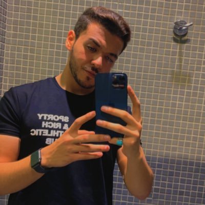 اللهم غيرني للافضل في ديني ونفسي وتفكيري واعطني خير الأقدار واكفني شرها . ♥️♥️....!