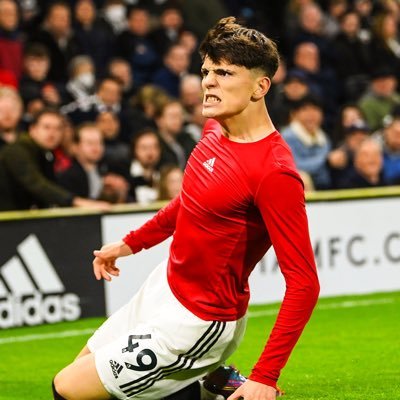 PotocoRich's profile picture. 🤍❤️