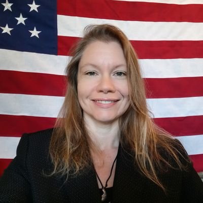 SuzzannaTanner's profile picture. Together, we can bring success to our nation. #peace #prosperity #unity
#suzzannaforpresident #stforpres