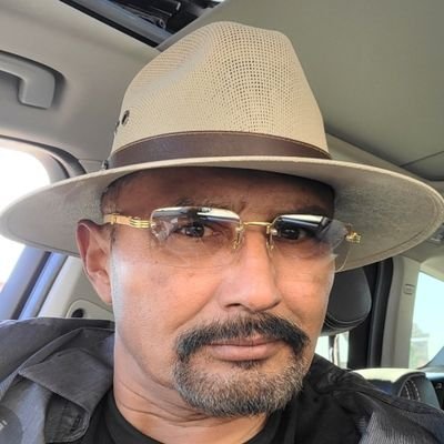 rafa082568's profile picture. Enjoy each moment with happiness
and always wake up being grateful for another day of life.