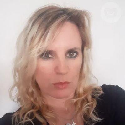 vanessanahan3's profile picture. Patriote, souverainiste, frexiteuse, liberté vaccinale, secret médical, relocalisation industrielle en France, anti-taxe foncière et autres rackett étatiques...