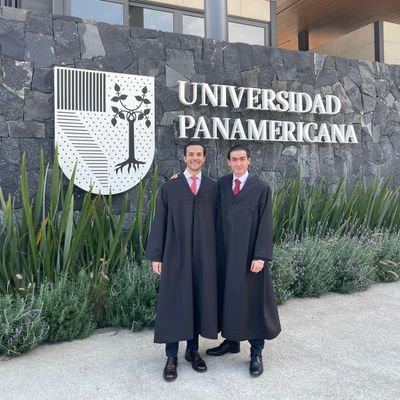 Licenciado en Gobierno y Economía por la Universidad Panamericana. Do or do not, there is no try.