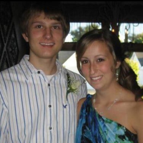 rhietpas12's profile picture. 