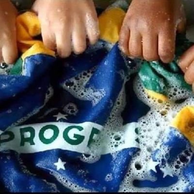 Aqui defendo meu País e meus valores: Deus, Pátria, Família e Liberdade. A partir de hoje, estarei defendendo também a minha fé!