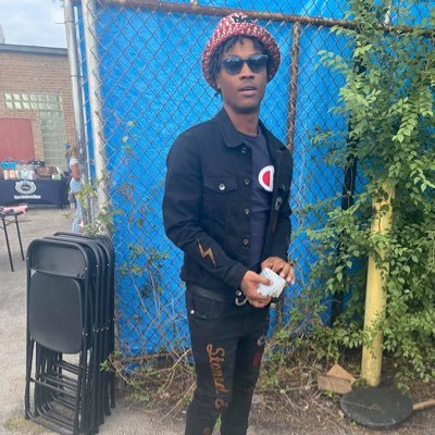 imma get real manish from time to time 🔞n up Mature eyes only🤤😌 5️⃣7️⃣ gang. Artist 🎵 don’t follow if u cant handle what i tweet geek😂💯