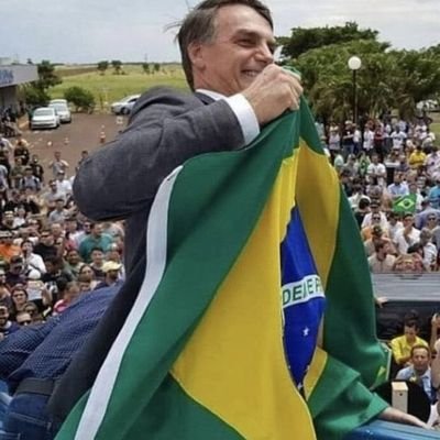 Esquerda? Aqui não cabe!
Bolsonaro? Ele vai voltar (He will come back)!