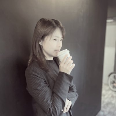 Miyabi20210401's profile picture. 中小企業の組織づくりをする人｜初めて正社員になったのは36歳｜母になれたのは18歳｜経営×組織作り×人事労務｜フリーランスと会社員｜シングルマザー｜息子3人でバンド活動中｜サッカー少年の母｜広告←飲食←建設←IT｜マインドセット｜お酒と写真と音楽が好き