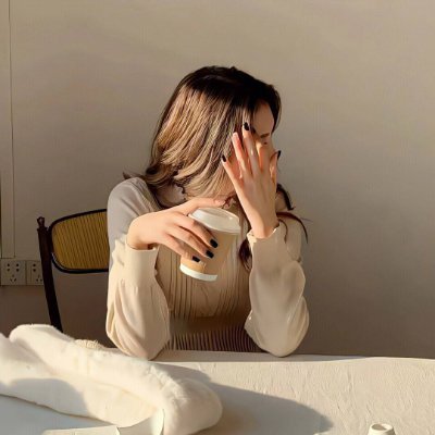 yayaofgdf's profile picture. 