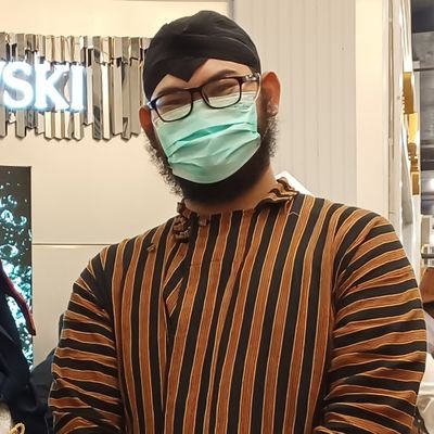 YogaPrawiraKus1's profile picture. Butuh nasi bukan motivasi