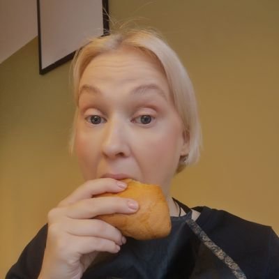 HZO6rZQ4BtoeyuP's profile picture. Кому бахнуть каре и обосрать бывшего-все ко мне!