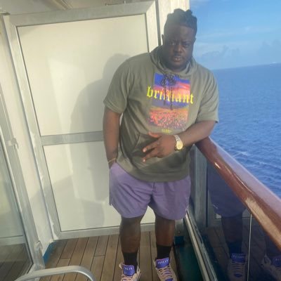 oooptimus's profile picture. God Bless 🇳🇬♦️