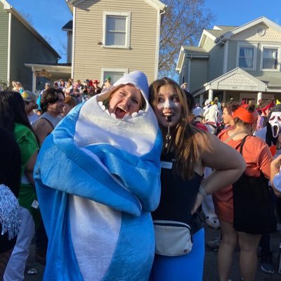 EllieM234's profile picture. 