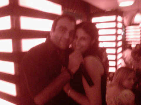 RosyHz's profile picture. 