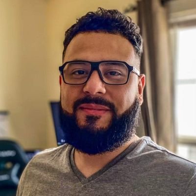 OriginalMessy's profile picture. turning side hustles into six figure business.