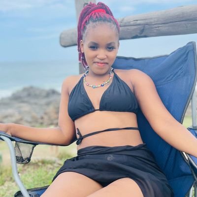 Nothando84's profile picture. ❤🙏👨‍🎓👩‍💻👑
Life may be tough but I'll make it through nami ngizophumelel 🤌🤝🏿❤️