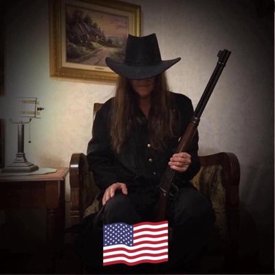 BigEasyLivin2's profile picture. I love and pray for God to be allowed back into our beautiful God given country!