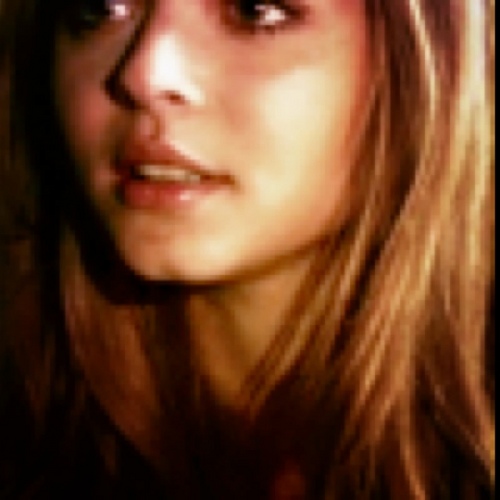 FlawlessAlison's profile picture. 