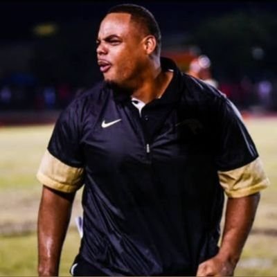 Defensive Coordinator at Chaminade-Madonna High 🦁
@defcon1_7on7 DC