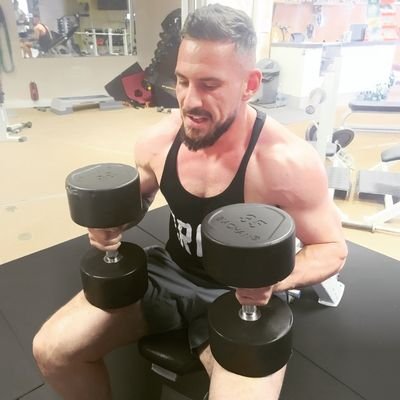 AaronOBhroin's profile picture. Ní Neart go cur le Chéile! ☘️

Sydney born, raised in Ireland. Sports enthusiast!