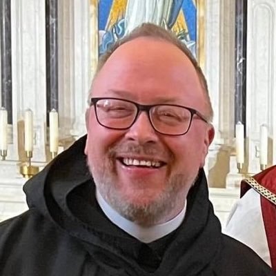 Benedictine,(https://t.co/2FwzNwrfoy)  anglo-catholic. loves nuns, Dr Who and Custard creams! live stream liturgy @ https://t.co/L5CqzWD0di…