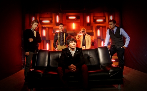 info & booking: @loveinspire_LIM 085342003367
http://t.co/FxqOy7GqVE
http://t.co/AUQ1OFK9tu