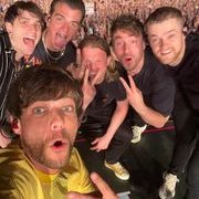 1D_votes (@28sunflouwer369) 's Twitter Profile