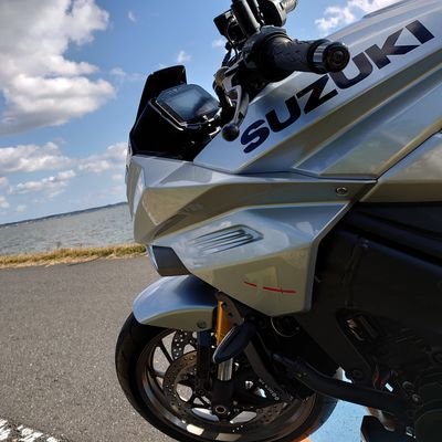 slsnMBghnih3FKS's profile picture. 映画観たりコーヒー飲んだり車も乗ってたりするソロのバイク乗りです。
投稿は休日の日記感覚。