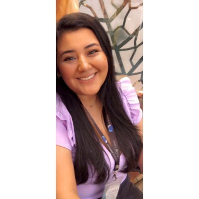 DanielaRo93's profile picture. 