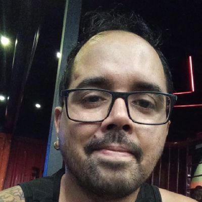 Paraense em Natal / RN. Professor doutrinador. Um Deus. Um louco. Um feiticeiro. Logun Edé