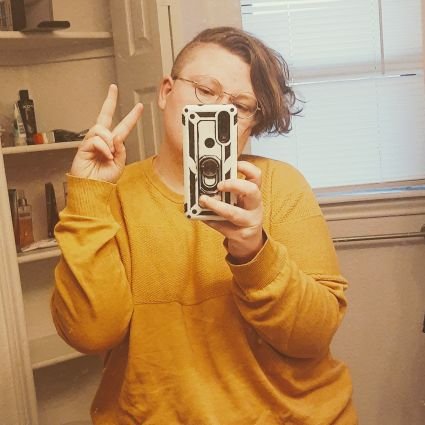 parsley, 27, tme, boytoy butch, he/it, i don't go here anymore but sometimes i use it like a scream pillow