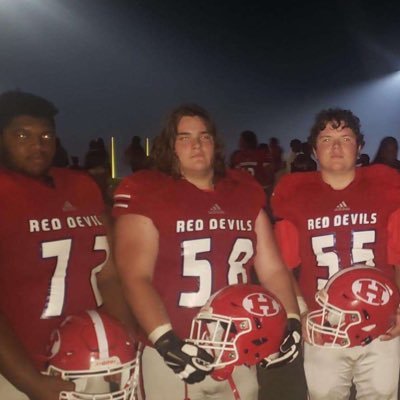 Football🏈, Hawkinsville Red devils👹,17years old, 5,11 and 265 lbs, class of 2023, #58, positions: guard or center