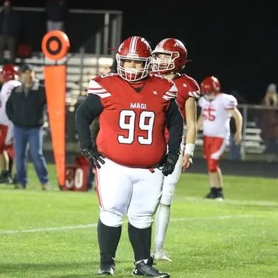 Colon High School 26'| 5’8 330| 3.2GPA| LG/NG| All-League honorable mention (D-Line)