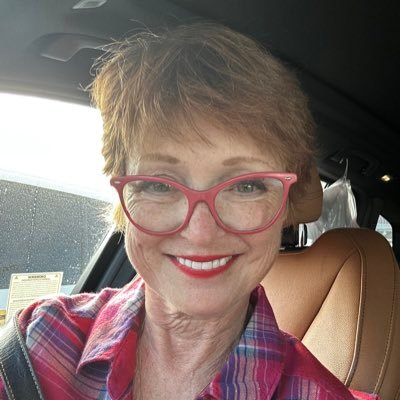 Pitt1Anne's profile picture. 