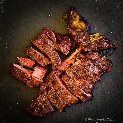 Workshopin_Yama's profile picture. 丹波篠山の端っこで山暮らしをしながら時々ナチュラルリース、写真、アメリカンBBQ他のワークショップを開催しています。
静かな山裾で季節に合った材料、テーマのワークショップを一緒に楽しみませんか？　本格BBQのディナーもご用意していますので、お気軽にご参加くださいね。