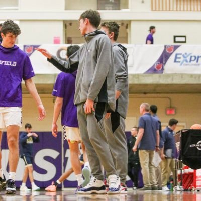 JakeDowning22's profile picture. Linfield MBB🏀