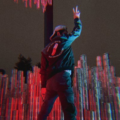 Biotecnológo⚗️🧪
Geminis🌞🌬️🔥Leo♌⬆️🌙♀️
Sofocado, muriendo, pero de alguna manera todavía vivo.Este es el furioso último pedazo de todo lo que soy