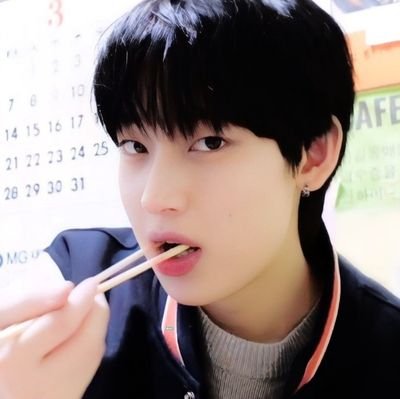 kimsunono's profile picture. parody • 2003 ; angel who fall to earth with his dazzling smile, pleasing visual & superb vocal. enticing the world with enhypen. @heeyeung 💖