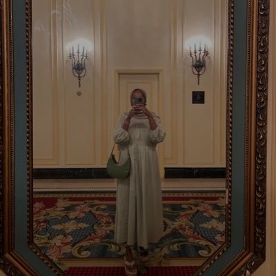 _Ihbab's profile picture. cold and withholding